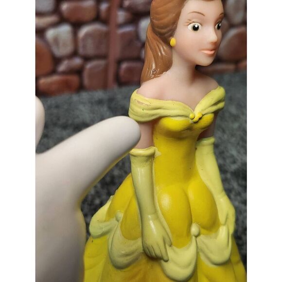 Vintage Beauty And The Beast Rubber Hand Puppet Disney Belle 1992 Pizza Hut Toy - Picture 5 of 11